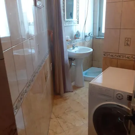 Apartment Seaside In Shkembi Kavajes *